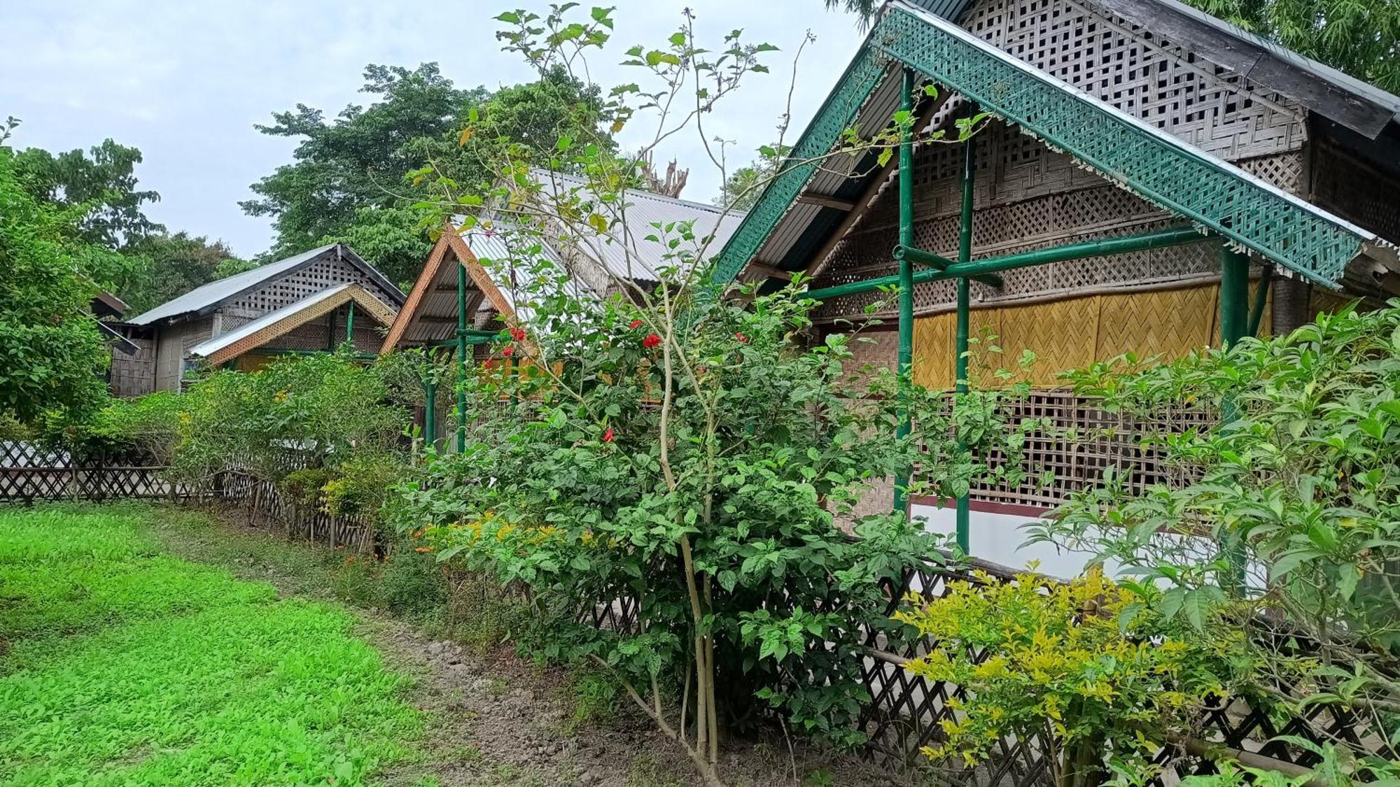 Jyoti Home Bamboo Garden Lodge Majuli Exteriör bild