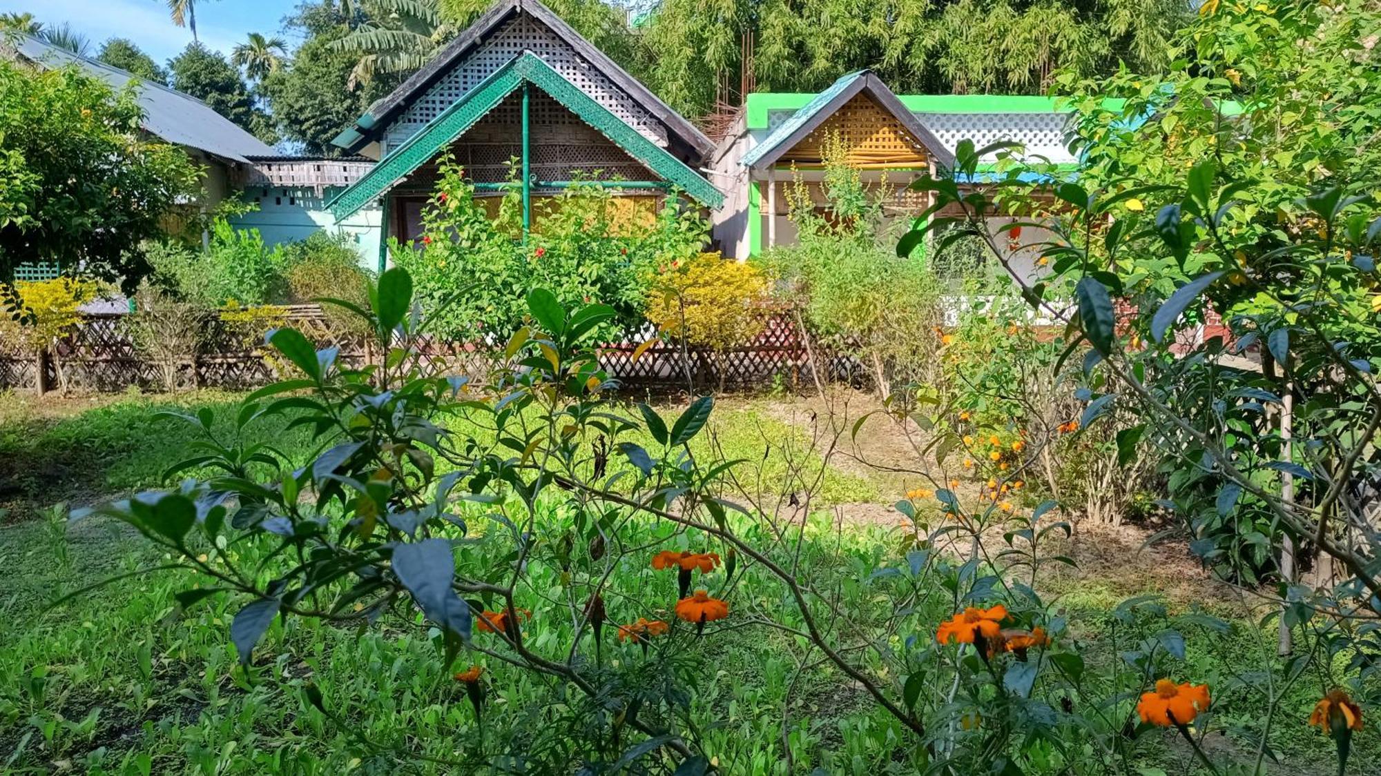 Jyoti Home Bamboo Garden Lodge Majuli Exteriör bild