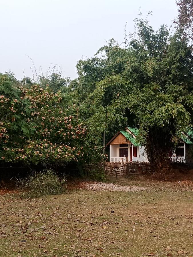 Jyoti Home Bamboo Garden Lodge Majuli Exteriör bild